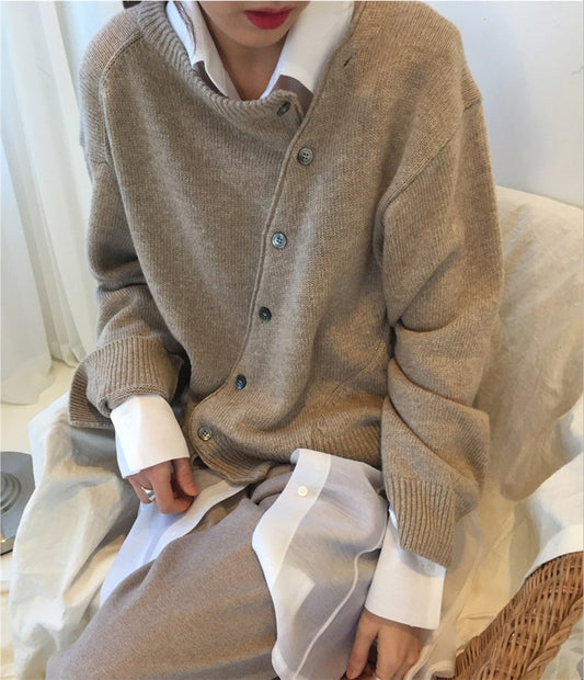 Alora - L'élégance au quotidien avec le cardigan Alora